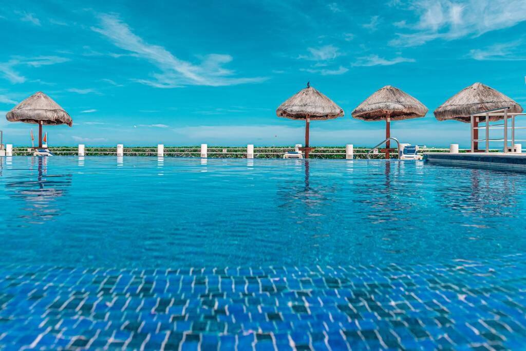 Villas Marlin 108, A Pie De Playa, Albercas, Jacuzi, Ubicacion Inmejorable Канкун Екстер'єр фото